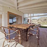 Villa Pool&view