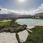 Villa Pool&view