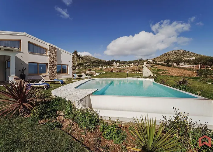 Pool And View Βίλα Scopello (Sicily)