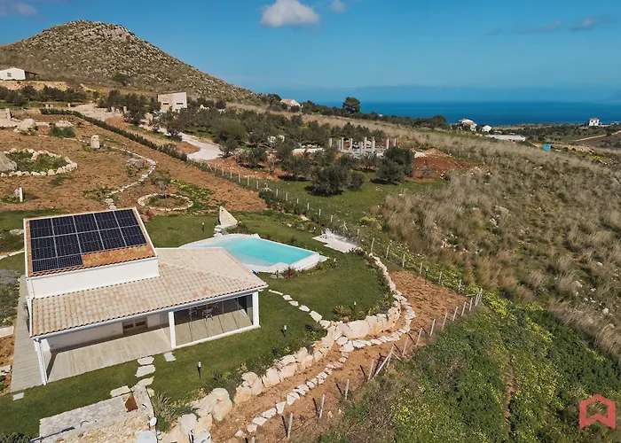 Pool And View *