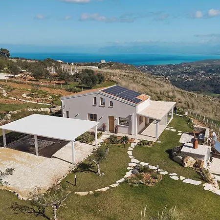 Villa Pool And View Scopello