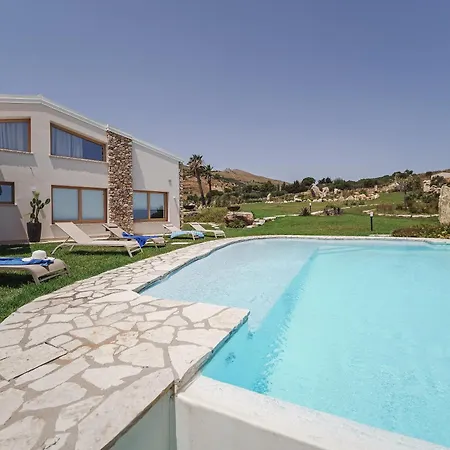 Pool And View